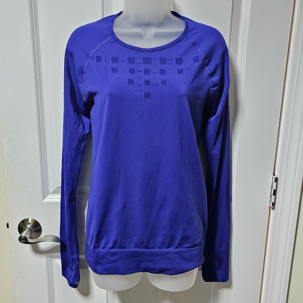 Athleta Blue Purple Namaste Seamless Yoga Long Sleeve Top Thumbholes Size M